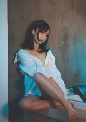 善良的的女秘书_4K高清在线观看